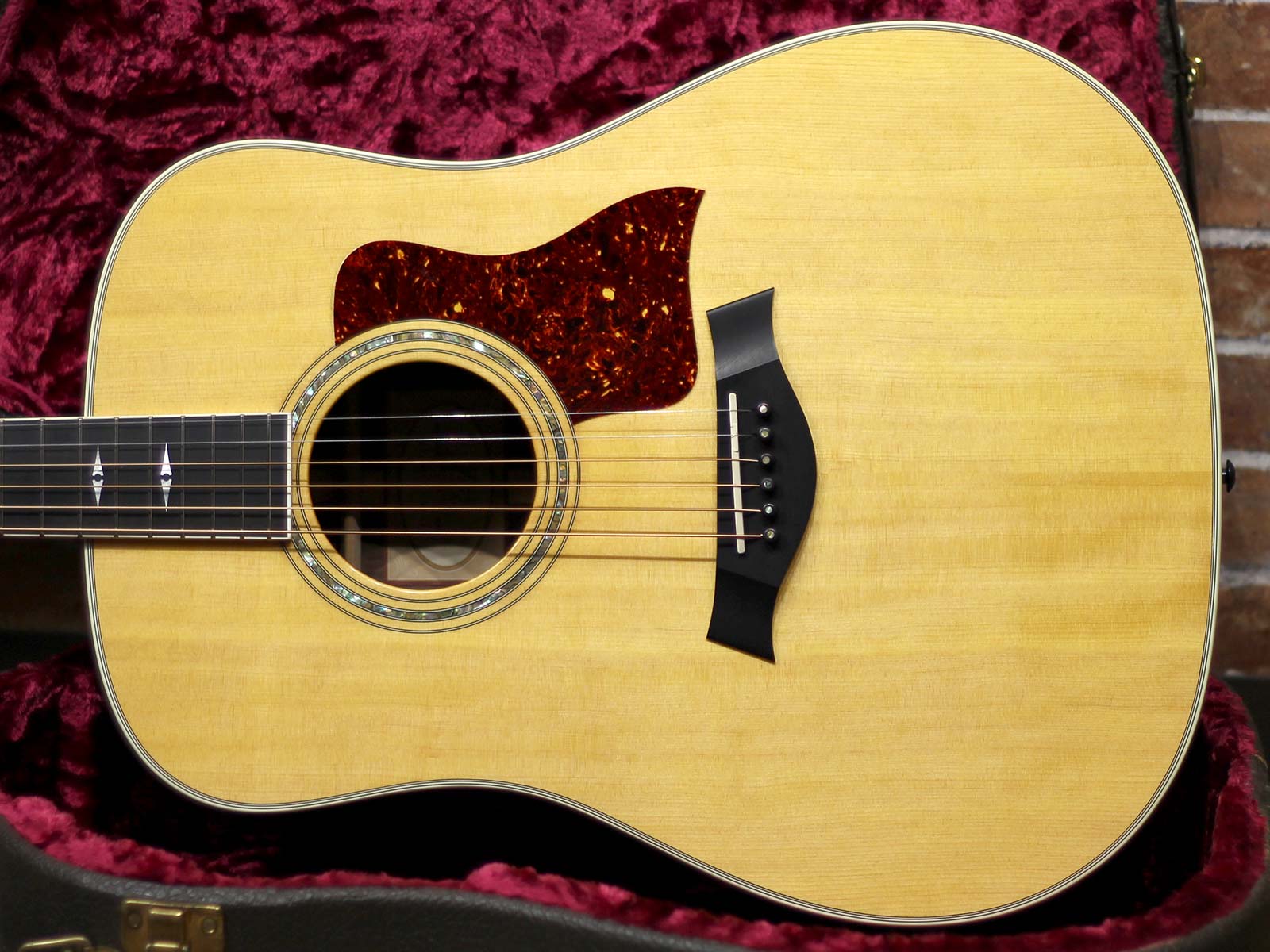 Taylor 810B Brazilian Rosewood ” Legends Of The Fall ”